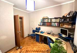 3-к квартира, вторичка, 71м2, 6/9 этаж