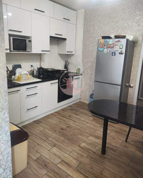 2-к квартира, вторичка, 63м2, 5/9 этаж