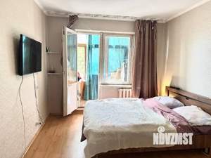 2-к квартира, вторичка, 62м2, 1/9 этаж