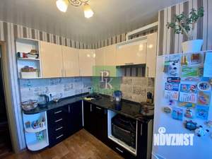 2-к квартира, вторичка, 50м2, 9/9 этаж