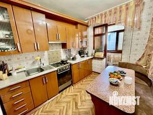 3-к квартира, вторичка, 63м2, 3/5 этаж
