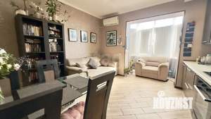 2-к квартира, вторичка, 60м2, 1/9 этаж