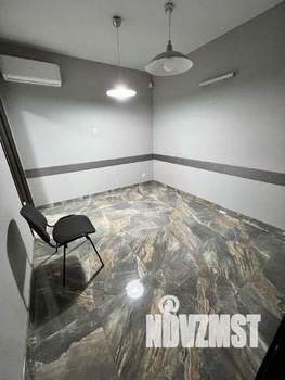 4-к квартира, вторичка, 140м2, -1/9 этаж