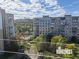 3-к квартира, вторичка, 65м2, 8/9 этаж
