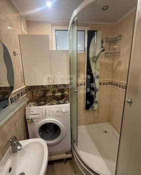 1-к квартира, вторичка, 42м2, 5/5 этаж