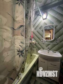 4-к квартира, вторичка, 49м2, 3/9 этаж