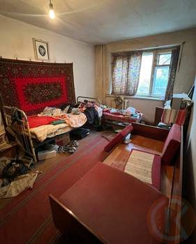 2-к квартира, вторичка, 42м2, 1/5 этаж