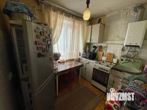 3-к квартира, вторичка, 59м2, 3/5 этаж
