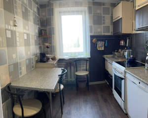 3-к квартира, вторичка, 63м2, 9/9 этаж