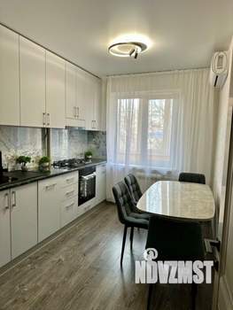 3-к квартира, вторичка, 63м2, 3/9 этаж