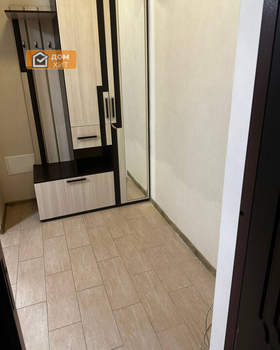 2-к квартира, вторичка, 61м2, 1/10 этаж