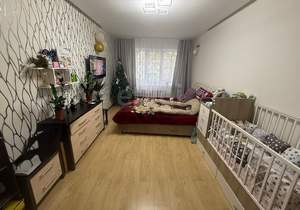 2-к квартира, вторичка, 55м2, 1/9 этаж