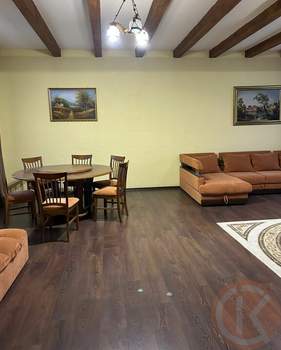 4-к квартира, вторичка, 165м2, 2/2 этаж