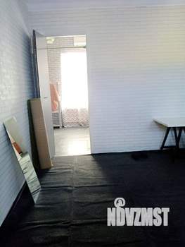 4-к квартира, вторичка, 52м2, 1/1 этаж