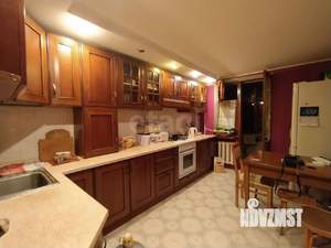 4-к квартира, вторичка, 114м2, 1/10 этаж