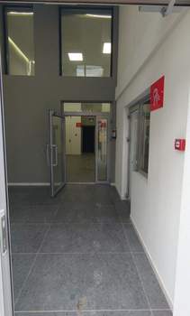 2-к квартира, вторичка, 73м2, 1/8 этаж