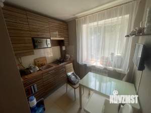 2-к квартира, вторичка, 50м2, 3/5 этаж