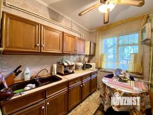 3-к квартира, вторичка, 64м2, 1/9 этаж