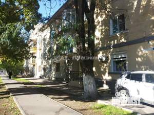 4-к квартира, вторичка, 95м2, 3/3 этаж