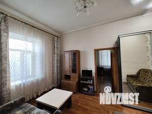 2-к квартира, вторичка, 53м2, 1/1 этаж