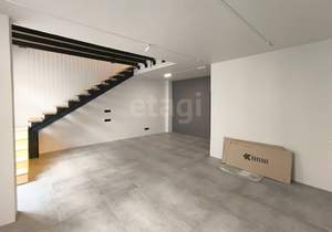 2-к квартира, вторичка, 71м2, 1/9 этаж