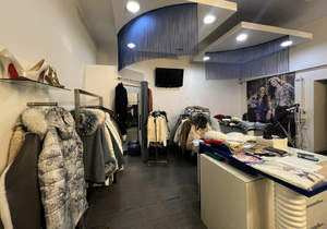 2-к квартира, вторичка, 60м2, 1/3 этаж