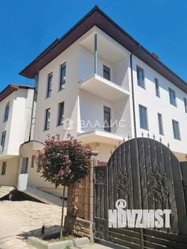 Студия квартира, вторичка, 38м2, 1/3 этаж