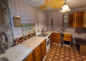 4-к квартира, вторичка, 111м2, 1/1 этаж