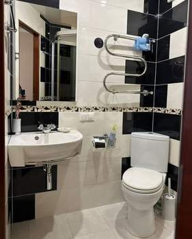 3-к квартира, вторичка, 88м2, 1/10 этаж