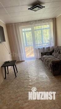 2-к квартира, вторичка, 42м2, 1/5 этаж