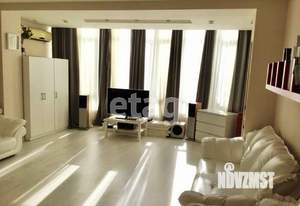 3-к квартира, вторичка, 124м2, 2/4 этаж