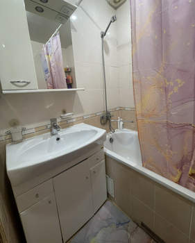 4-к квартира, вторичка, 86м2, 4/10 этаж