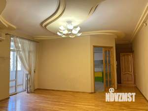 4-к квартира, вторичка, 126м2, 2/3 этаж