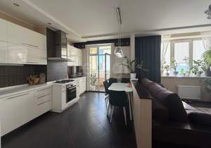 2-к квартира, вторичка, 68м2, 7/10 этаж