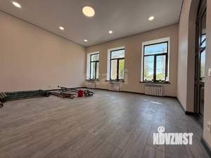 4-к квартира, вторичка, 105м2, 1/2 этаж