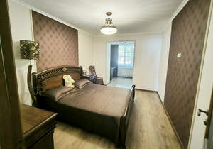 3-к квартира, вторичка, 77м2, 1/5 этаж