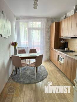 1-к квартира, вторичка, 42м2, 3/10 этаж