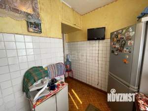 3-к квартира, вторичка, 59м2, 3/5 этаж