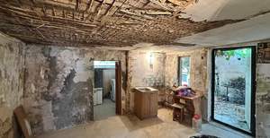 2-к квартира, вторичка, 65м2, 1/1 этаж