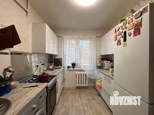 4-к квартира, вторичка, 77м2, 1/9 этаж