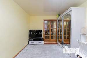 3-к квартира, вторичка, 70м2, 1/4 этаж