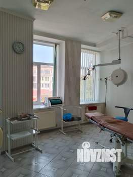 4-к квартира, вторичка, 181м2, 2/3 этаж