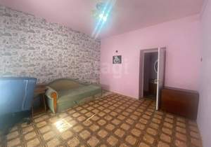 2-к квартира, вторичка, 60м2, 1/1 этаж