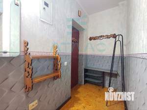 3-к квартира, вторичка, 52м2, 2/2 этаж