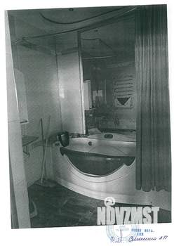 Студия квартира, вторичка, 98м2, 1/10 этаж