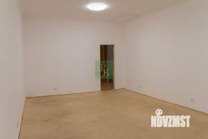 4-к квартира, вторичка, 166м2, 3/3 этаж