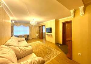 3-к квартира, вторичка, 73м2, 1/10 этаж
