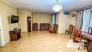 3-к квартира, вторичка, 105м2, 8/10 этаж