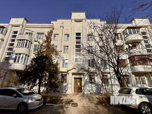 2-к квартира, вторичка, 62м2, 1/4 этаж
