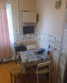 2-к квартира, вторичка, 54м2, 1/9 этаж